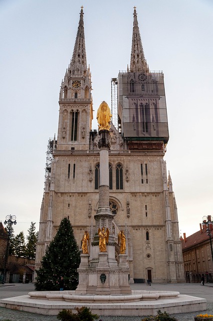 Churches & Cathedrals